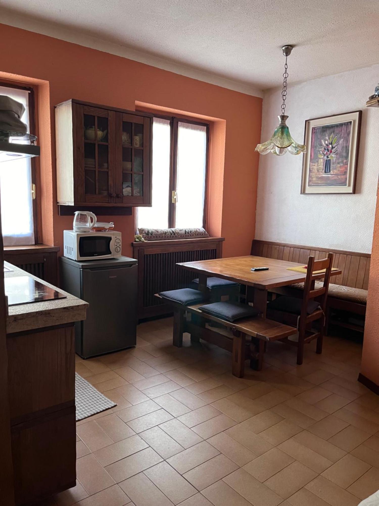 A Due Passi Dal Lago Canzo Zewnętrze zdjęcie